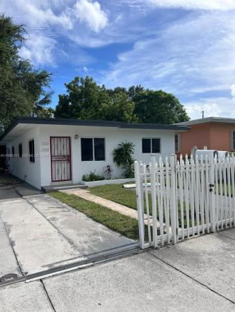 1128 NW 76th St, Unincorporated Dade County, Florida 33150, image 1