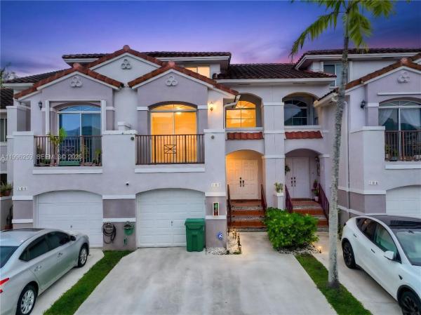 10101 SW 154th Cir Ct #107, Unincorporated Dade County, Florida 33196, image 1