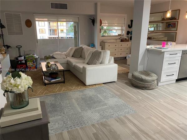 Brickell Mar, 2201 Brickell Ave #92, Miami, Florida 33129, image 1