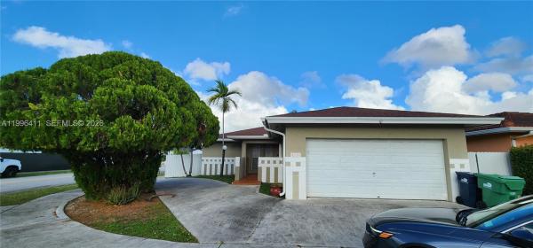 4725 SW 143rd Ave, Unincorporated Dade County, Florida 33175, image 1