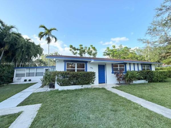 Maca Patio Homes, 325 NE 131st St #A, North Miami, Florida 33161, image 1
