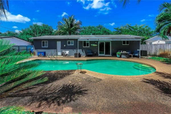 Boulevard Heights, 401 N 72nd Ave, Hollywood, Florida 33024, image 2
