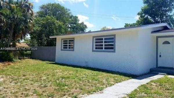 Lauderdale Villas, 1218 NW 15th St, Fort Lauderdale, Florida 33311, image 1