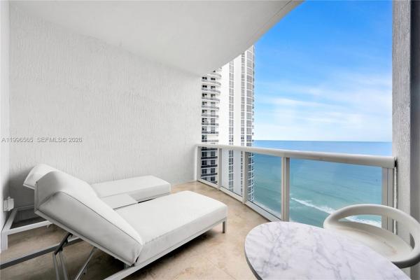 Tdr Tower 2, 15901 Collins Ave #2104, Sunny Isles Beach, Florida 33160, image 2