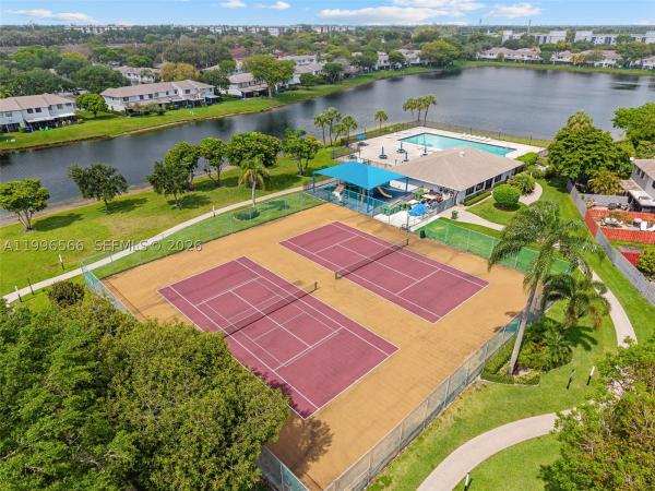 Southbridge At Pembroke Pointe, 10500 NW 3rd St, Pembroke Pines, Florida 33026, image 3