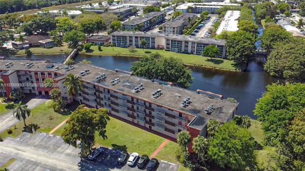 Water Bridge, 1103 NW 58th Ter #116, Sunrise, Florida 33313, image 2