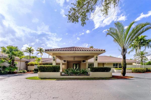 7201 SW 174th St, Palmetto Bay, Florida 33157, image 1