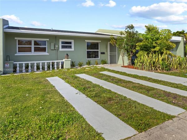 Coral Haven, 10017 SW 23rd Ter, University Park, Florida 33165, image 2