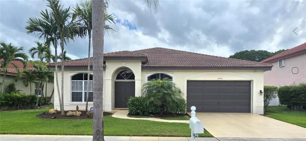 Treasure Shores At Silver Lakes, 18340 NW 10th St, Pembroke Pines, Florida 33029, image 1