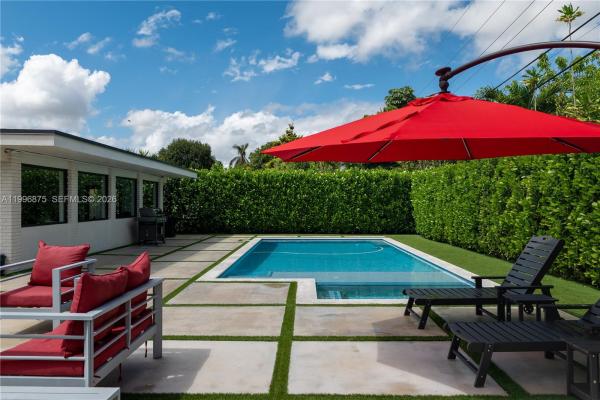 4901 SW 101st Ave, Unincorporated Dade County, Florida 33165, image 1