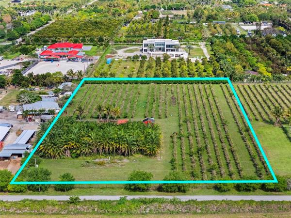 14651 SW 187th Ave, Unincorporated Dade County, Florida 33196, image 2