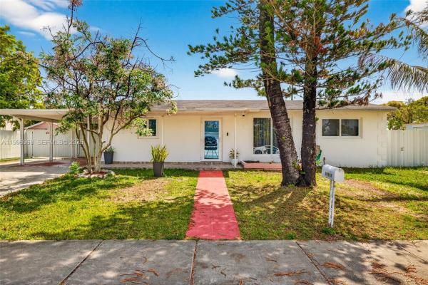 20525 SW 114th Pl, Unincorporated Dade County, Florida 33189, image 3