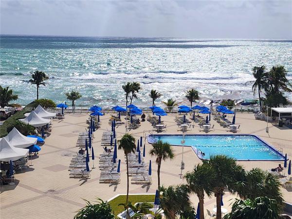 Parker Plaza Estates, 2030 S Ocean Dr #515, Hallandale Beach, Florida 33009, image 1