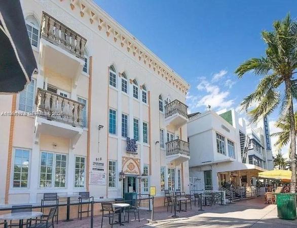 918 Ocean Drive, 918 Ocean Dr #302, Miami Beach, Florida 33139, image 2