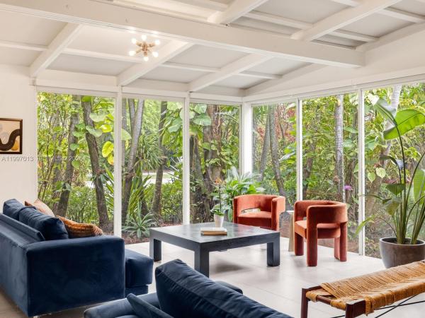 Griffing Biscayne Park Estates, 11932 NE 8th Ave, Biscayne Park, Florida 33161, image 1