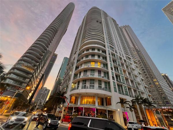 Met 1, 300 S Biscayne Blvd #T-3607, Miami, Florida 33131, image 1