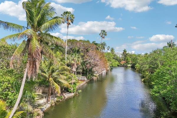 Sherwood Forest, 314 NE 85th St, El Portal, Florida 33138, image 2