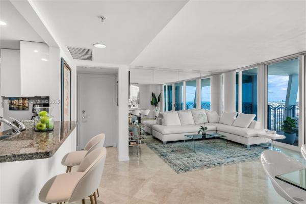 1500 Ocean Drive, 1500 Ocean Dr #PH-05, Miami Beach, Florida 33139, image 2