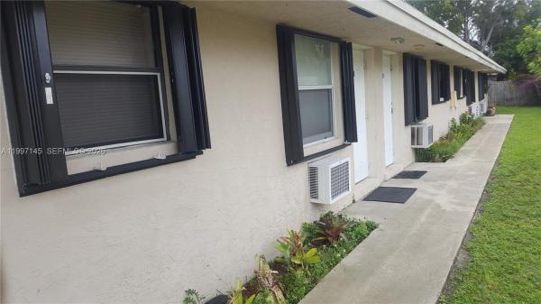 Carver Heights, 237 SW 5th St #1-4, Deerfield Beach, Florida 33441, image 2