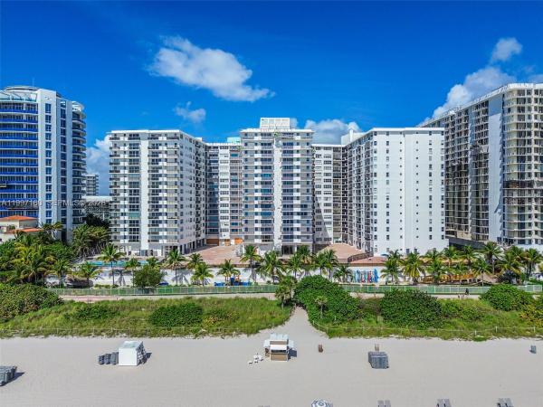 Maison Grande, 6039 Collins Ave #1607, Miami Beach, Florida 33140, image 3