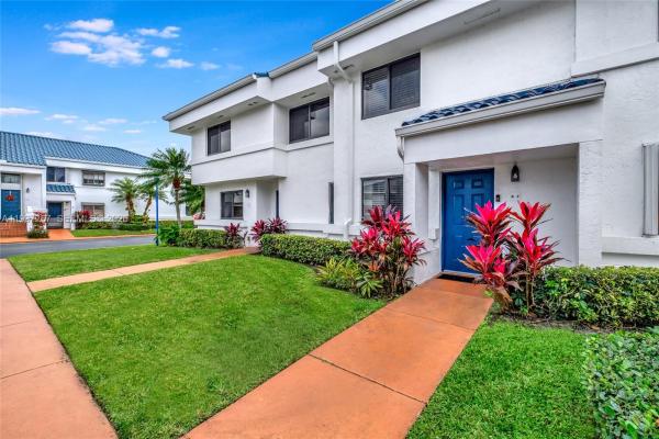 San Simeon, 21300 San Simeon Way #2-K, Ives Estates, Florida 33179, image 1