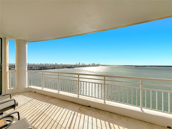 Two Tequesta Point, 808 Brickell Key Dr #2002, Miami, Florida 33131, image 1