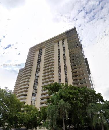 Turnberry Towers, 19355 Turnberry Way #16L, Aventura, Florida 33180, image 2