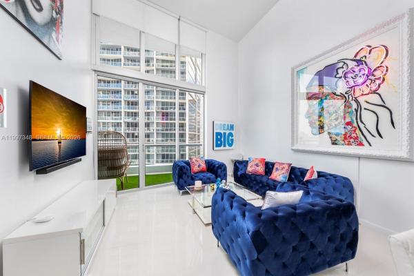 Icon Brickell Tower 1, 475 Brickell Ave #2811, Miami, Florida 33131, image 1