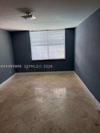 488 NW 165th Street Rd #B-408, Unincorporated Dade County, Florida 33169, image 3