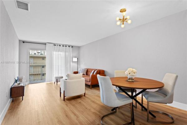 La Piazza Navona, 677 NE 24th St #604, Miami, Florida 33137, image 1