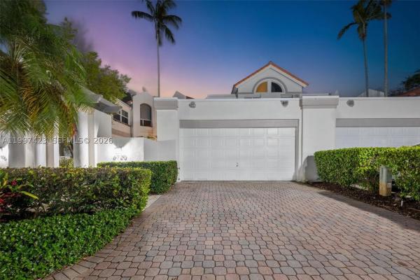 Swan Lake, 6720 SW 88th Ter, Pinecrest, Florida 33156, image 2