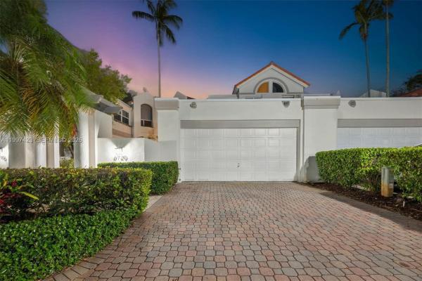 Swan Lake, 6720 SW 88th Ter, Pinecrest, Florida 33156, image 1