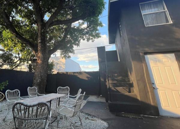 Orchard Villa, 21 NE 53rd St, Miami, Florida 33137, image 1