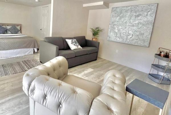 Orchard Villa, 21 NE 53rd St, Miami, Florida 33137, image 2