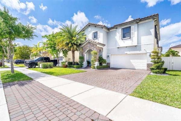 Bonterra, 3521 W 92nd Pl, Hialeah, Florida 33018, image 1