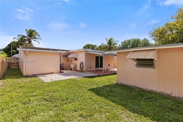 Welwyn Park, 6441 SW 23rd St, Miramar, Florida 33023, image 2