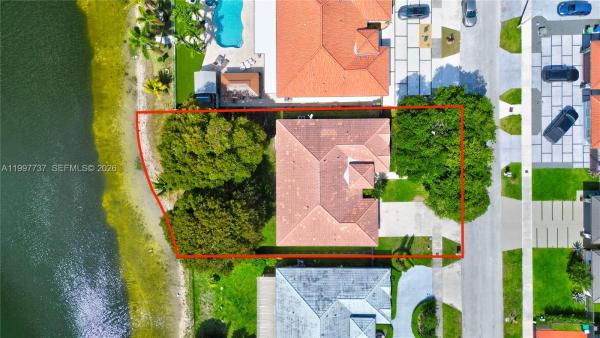 16252 SW 42nd Ter, Unincorporated Dade County, Florida 33185, image 1