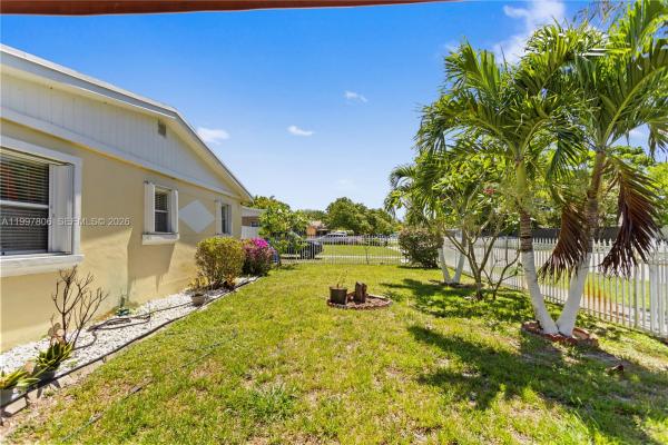 Lake Forest, 4751 SW 31st Dr, West Park, Florida 33023, image 1