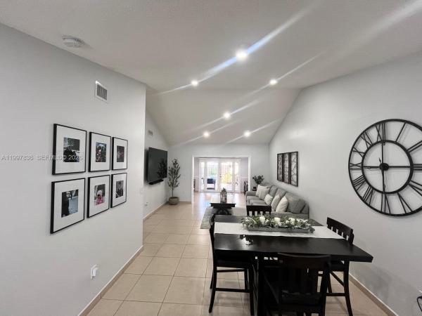 4533 SW 143rd Pl, Unincorporated Dade County, Florida 33175, image 2