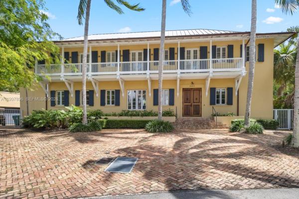 Biscayne Key Estates, 685 Harbor Ln, Key Biscayne, Florida 33149, image 2