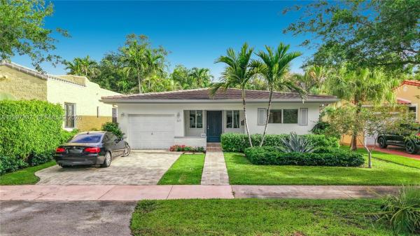 Coconut Grove, 323 Velarde Ave, Coral Gables, Florida 33134, image 3