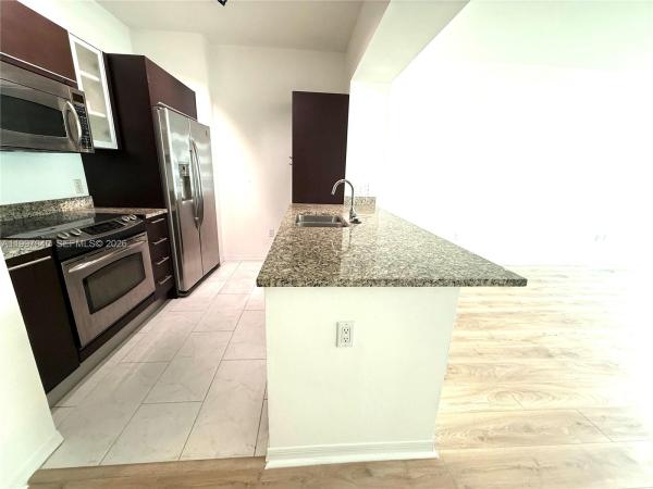 The Plaza On Brickell West, 951 Brickell Ave #1103, Miami, Florida 33131, image 2