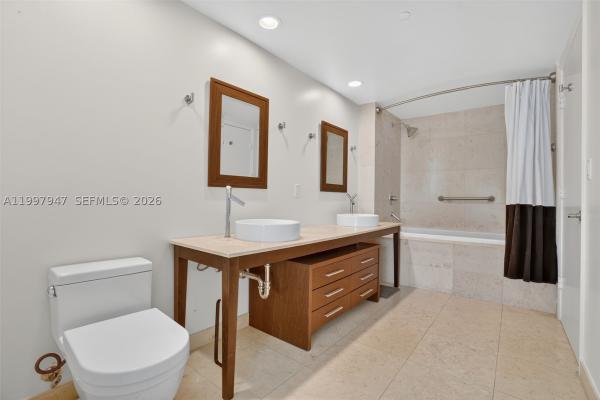 Icon Brickell Tower 2, 495 Brickell Ave #1007, Miami, Florida 33131, image 2