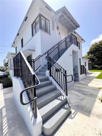 Beacom Manor, 450 Beacom Blvd, Miami, Florida 33135, image 2