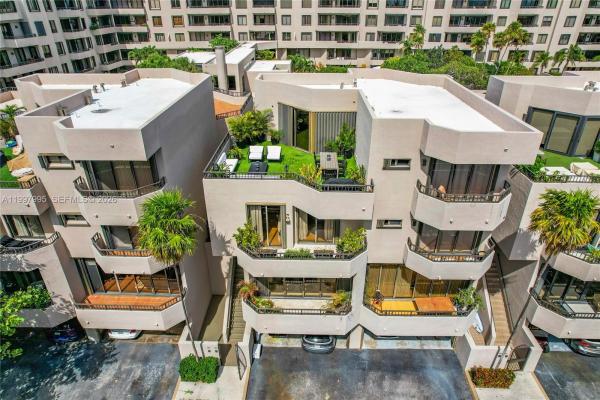 Tidemark At Key Colony, Key Biscayne, Florida 33149, image 1