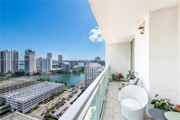 The Plaza On Brickell East, 950 Brickell Bay Dr #2304, Miami, Florida 33131, image 1