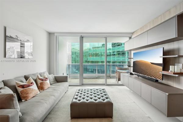 Epic Hotel & Residences, 200 Biscayne Boulevard Way #3113, Miami, Florida 33131, image 1