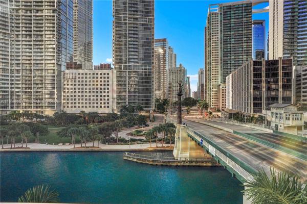 Epic Hotel & Residences, 200 Biscayne Boulevard Way #503, Miami, Florida 33131, image 1
