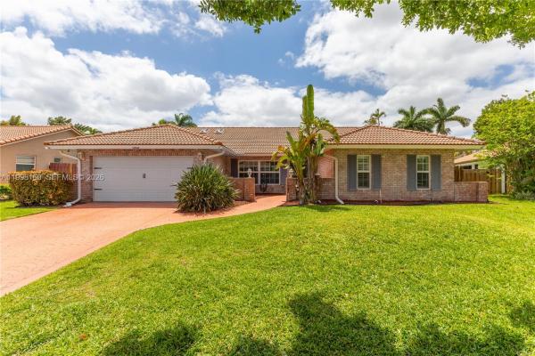 Jacaranda Lakes, 1261 NW 95th Ave, Plantation, Florida 33322, image 1