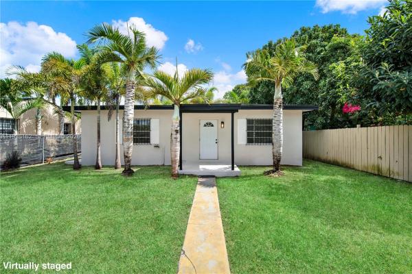 Homestead No HOA, 105 NW 7th Ave, Homestead, Florida 33030, image 2